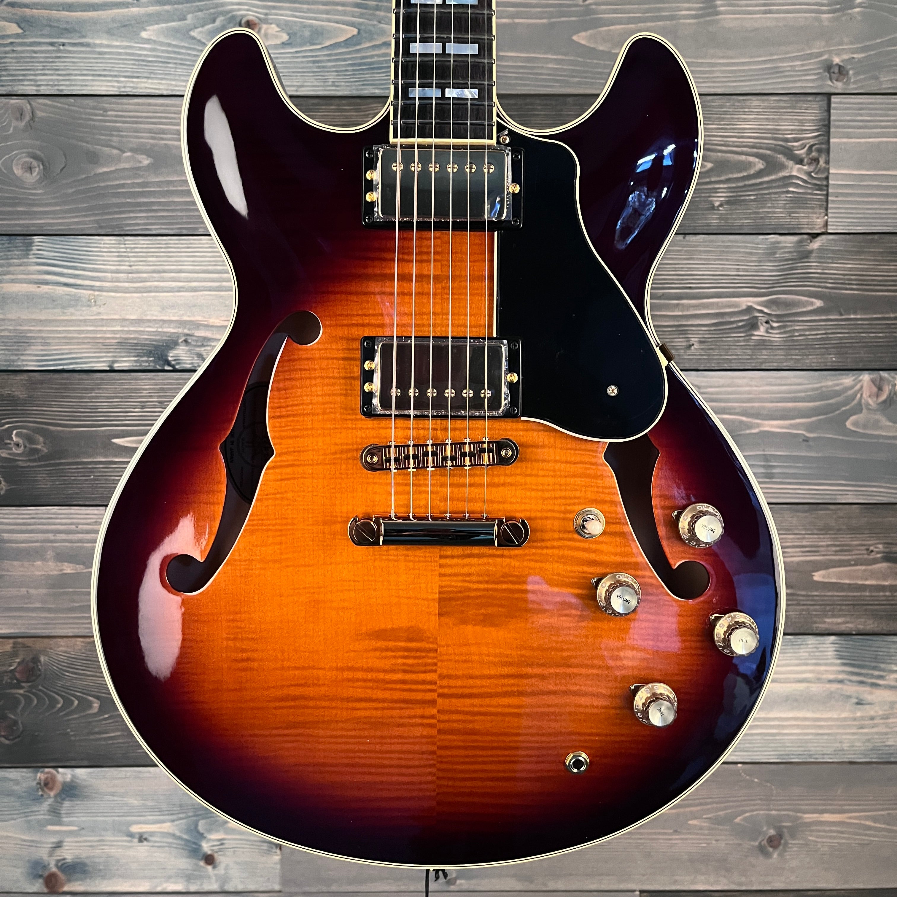 Yamaha SA2200 Semi-Hollow Electric Guitar Brown Sunburst