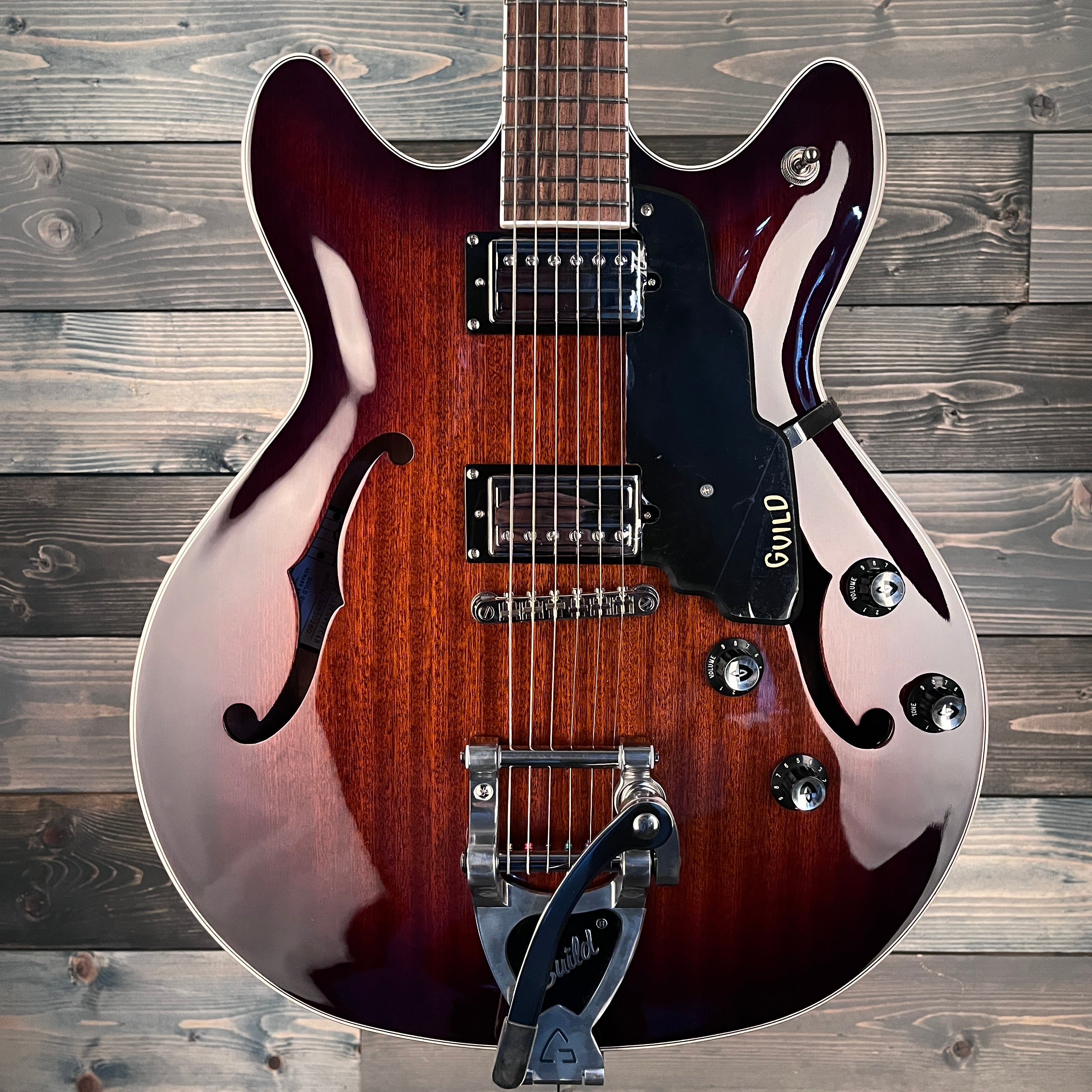 Guild Starfire I Doublecut w/GVT Electric - California Burst