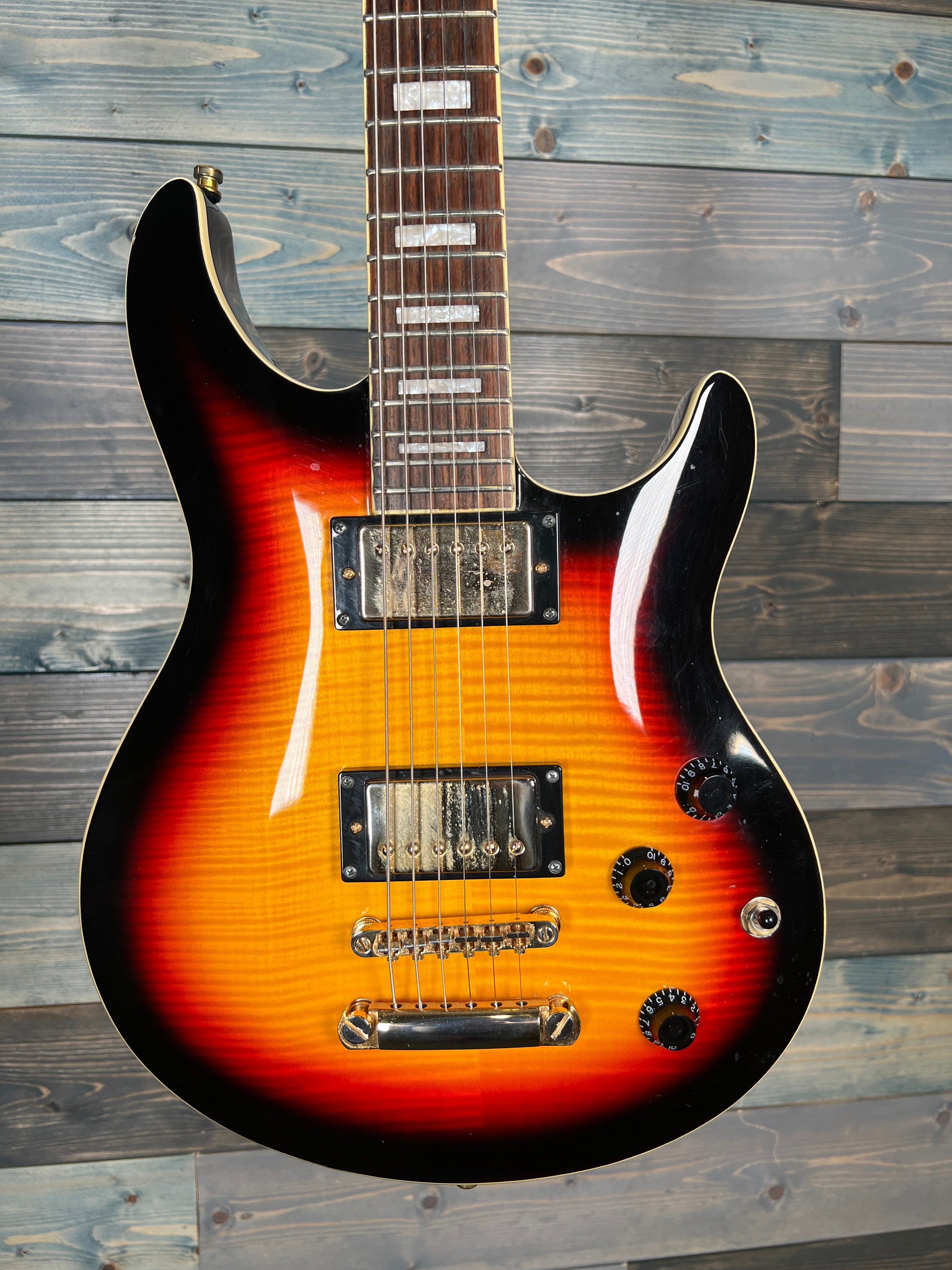 USED Peavey HP Signature EX Sunburst