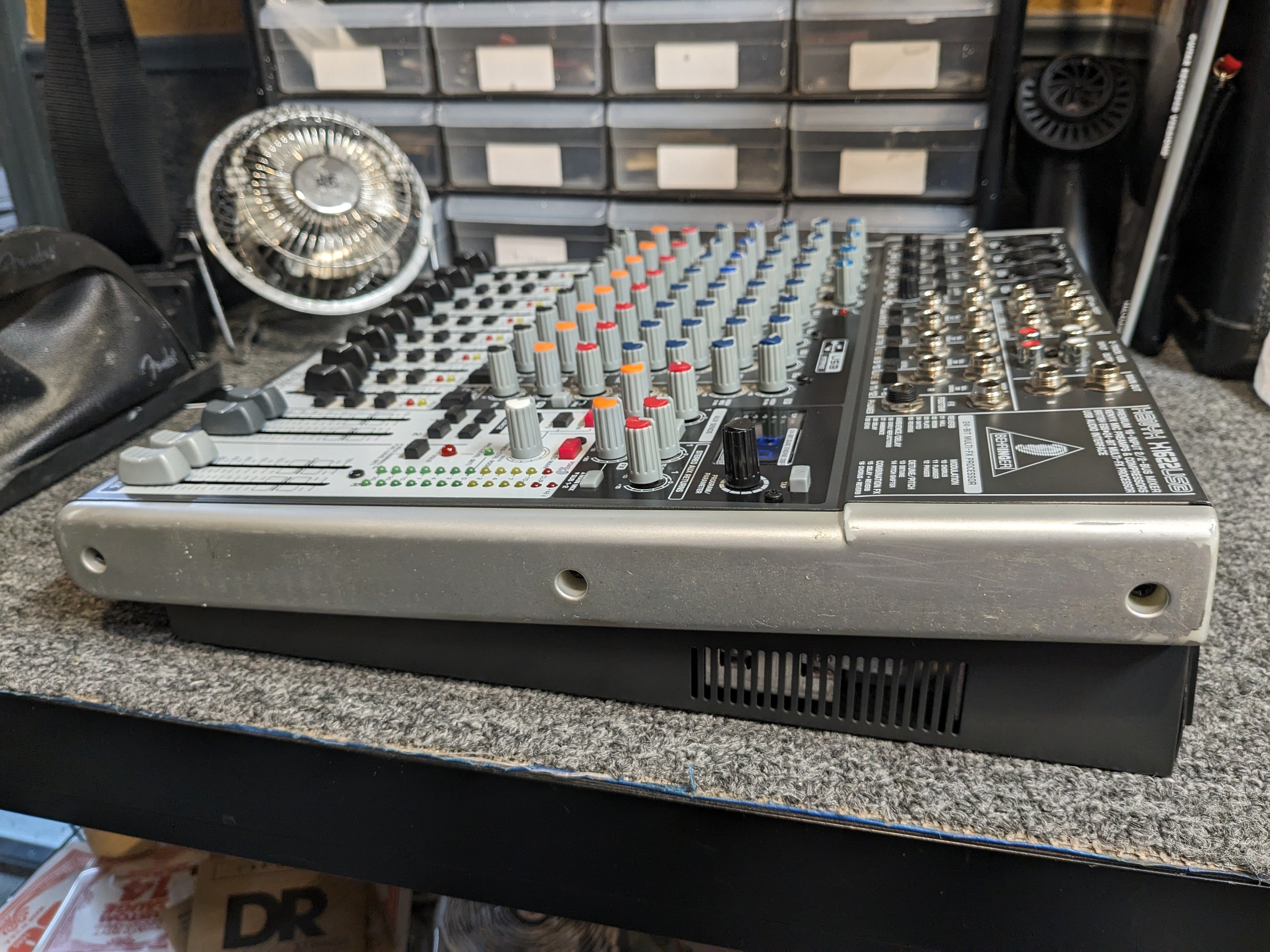 USED Behringer Xenyx X1622USB Mixer with USB and Effects