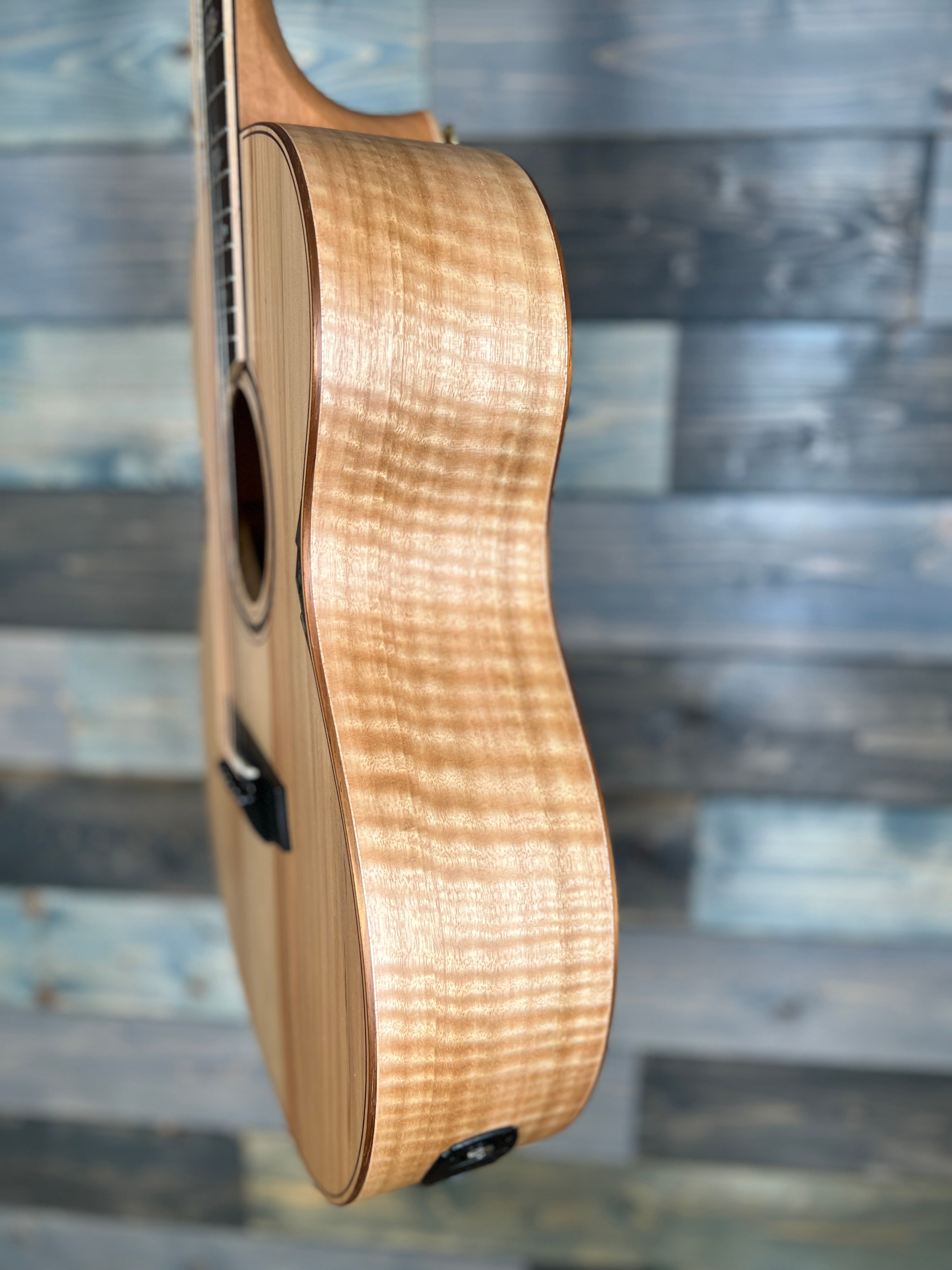 Cole Clark Angel Series 3 Bunya top Mountain Ash Back and Sides