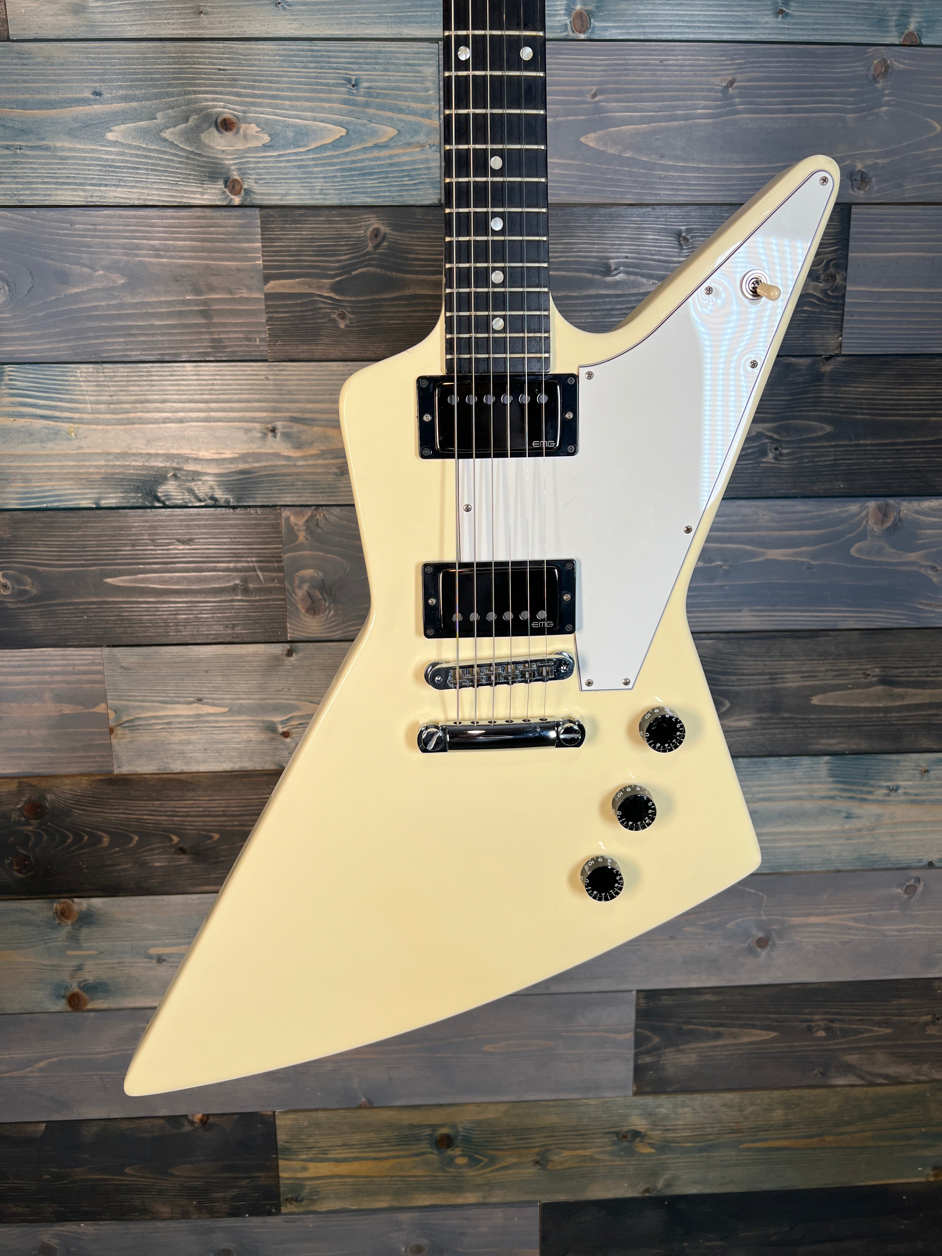 USED 2006 Gibson Explorer Classic White  with HET SET