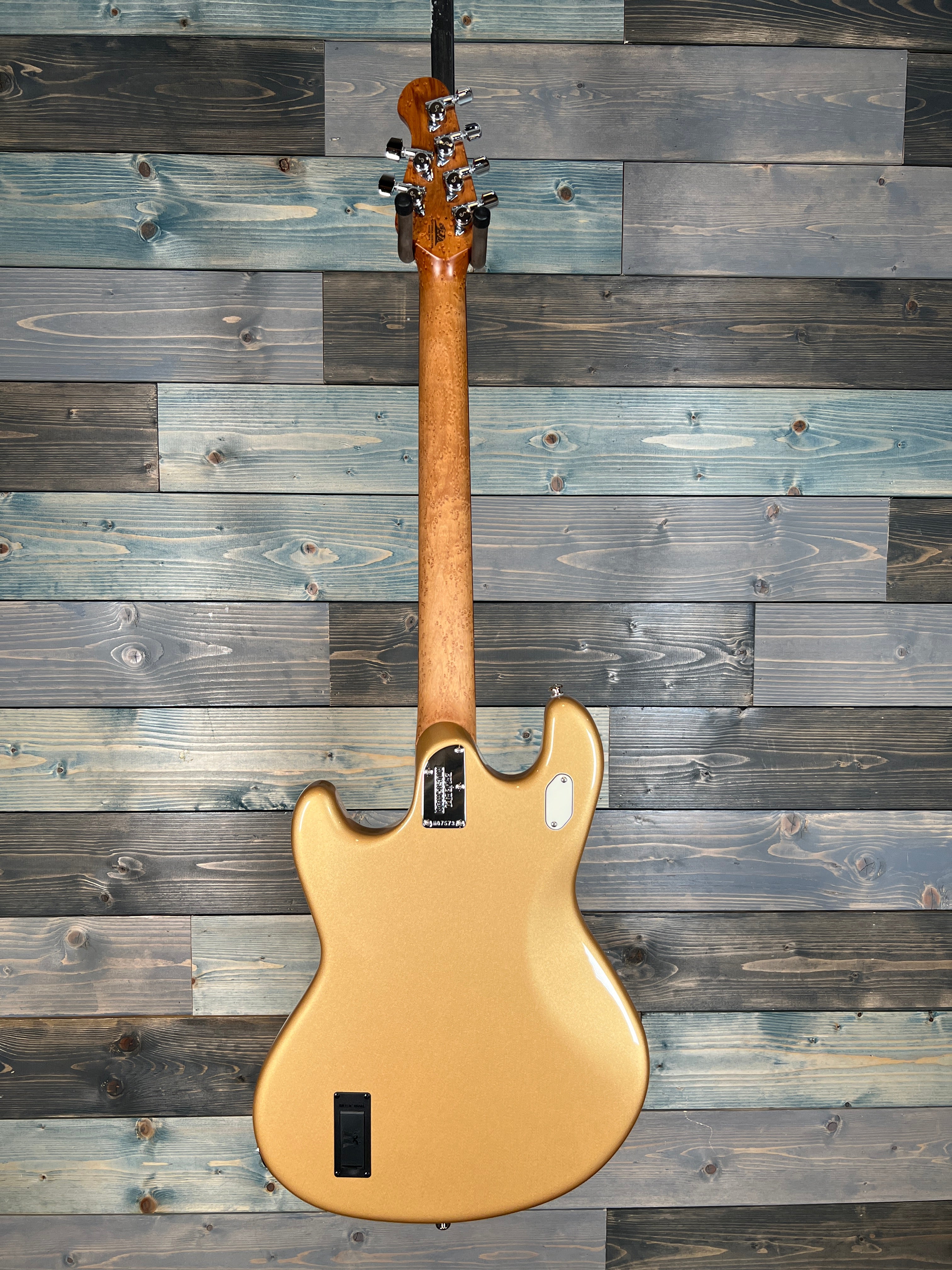 Ernie Ball Music Man StingRay HT Guitar Parchment PG - Golden Delicious