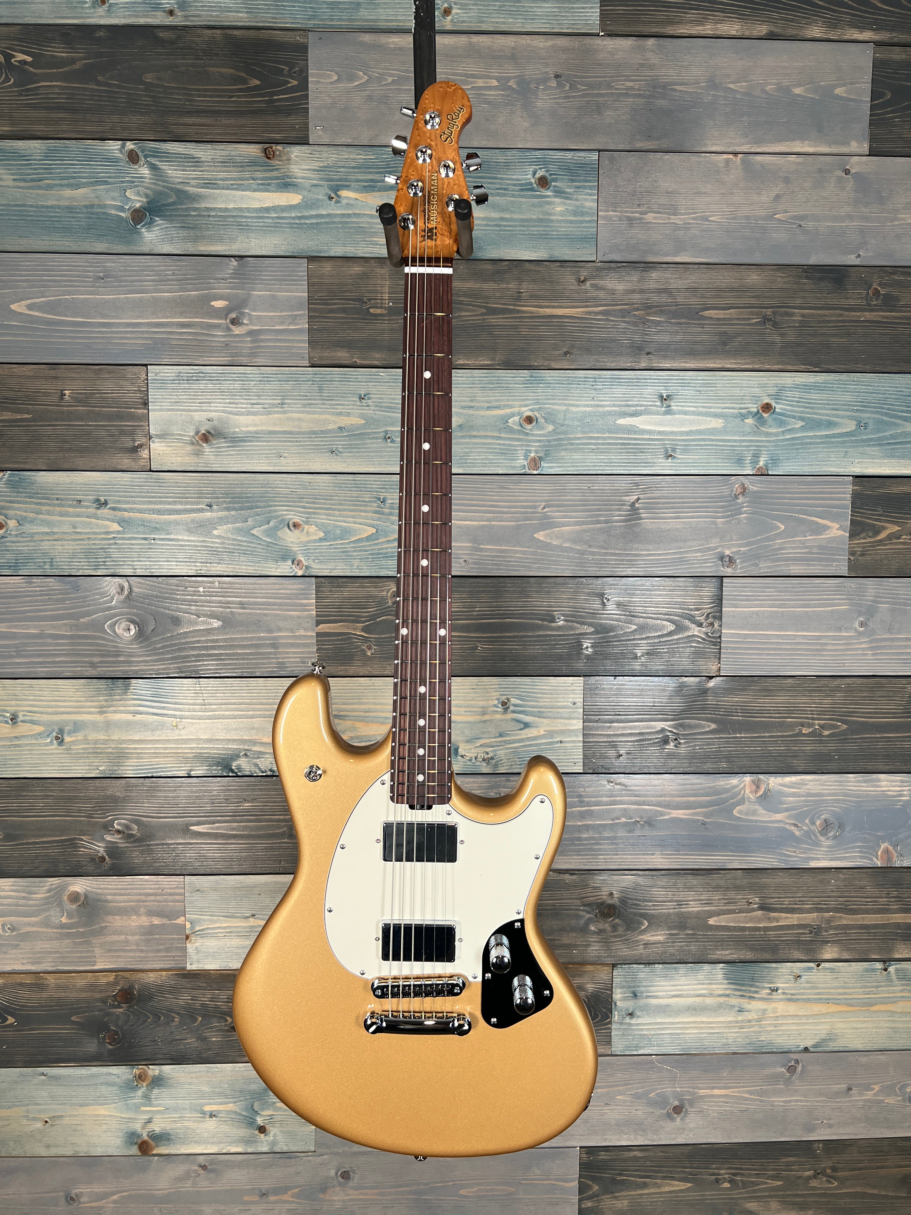 Ernie Ball Music Man StingRay HT Guitar Parchment PG - Golden Delicious