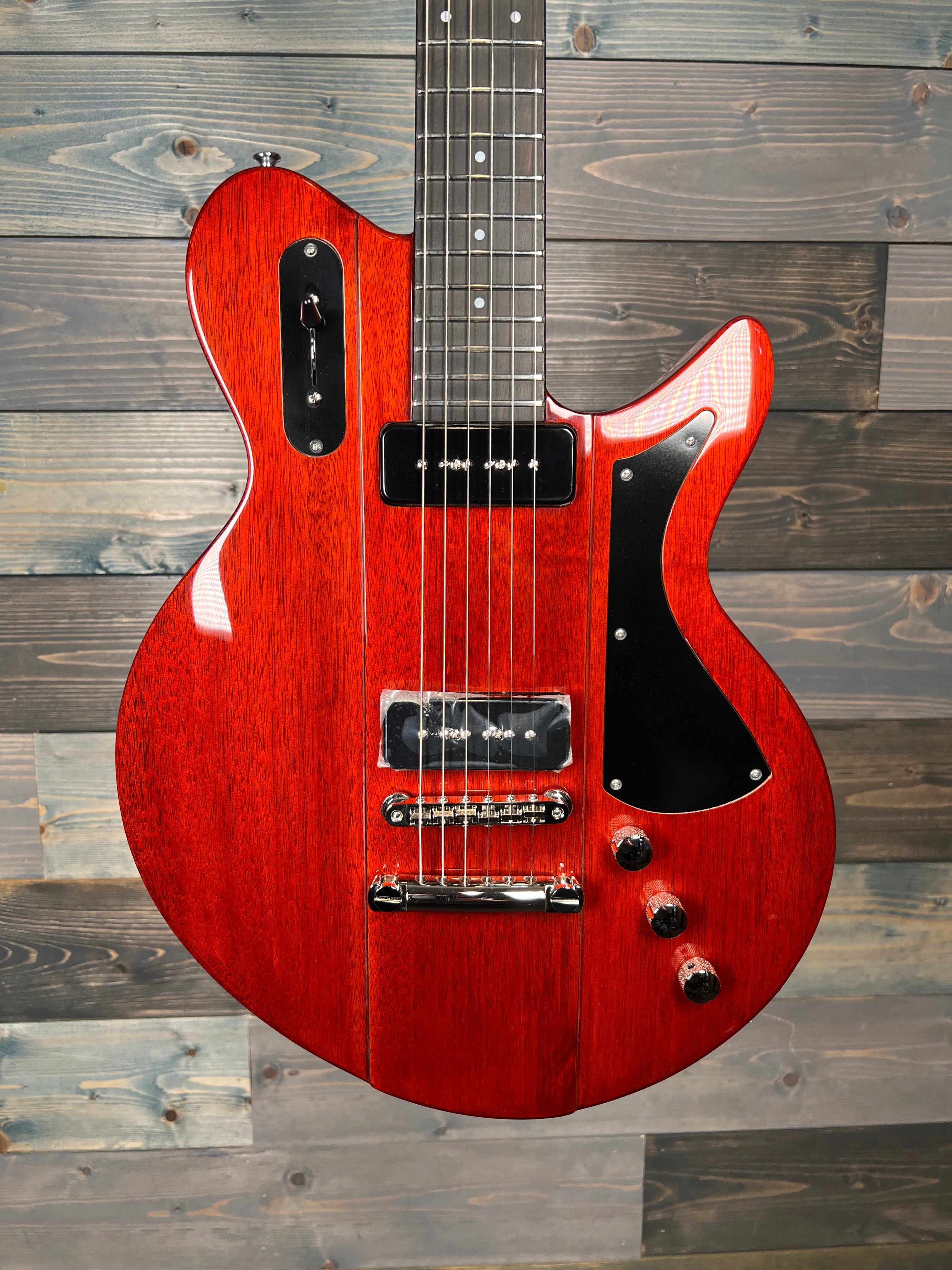 Eastman Juliet P-90 Solid Body Electric Guitar - Vintage Red