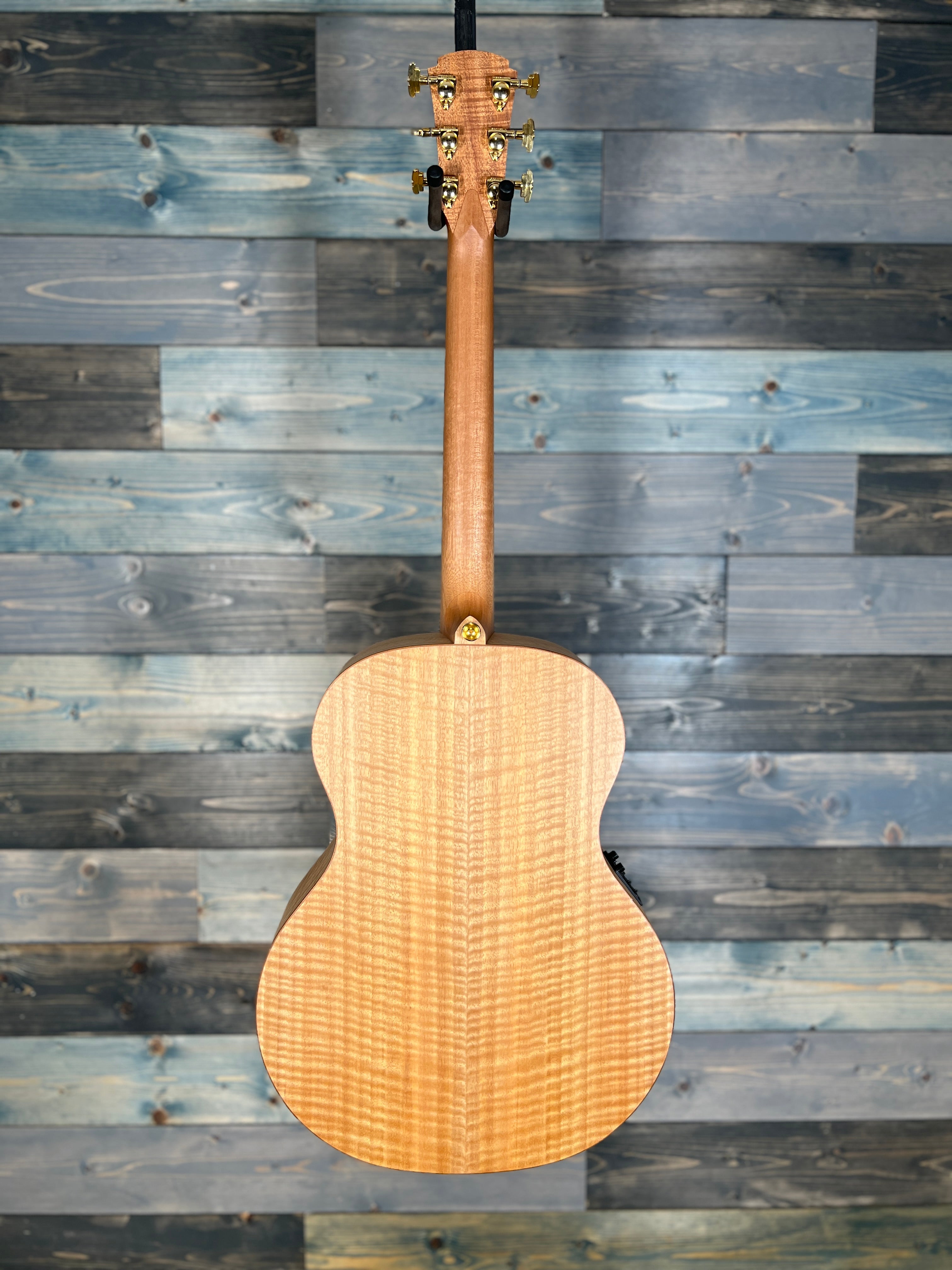 Cole Clark Angel Series 3 Bunya top Mountain Ash Back and Sides