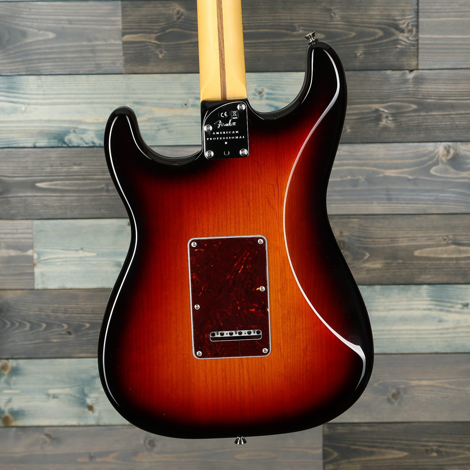 Fender American Professional II Stratocaster, Maple FB, 3-Color Sunburst